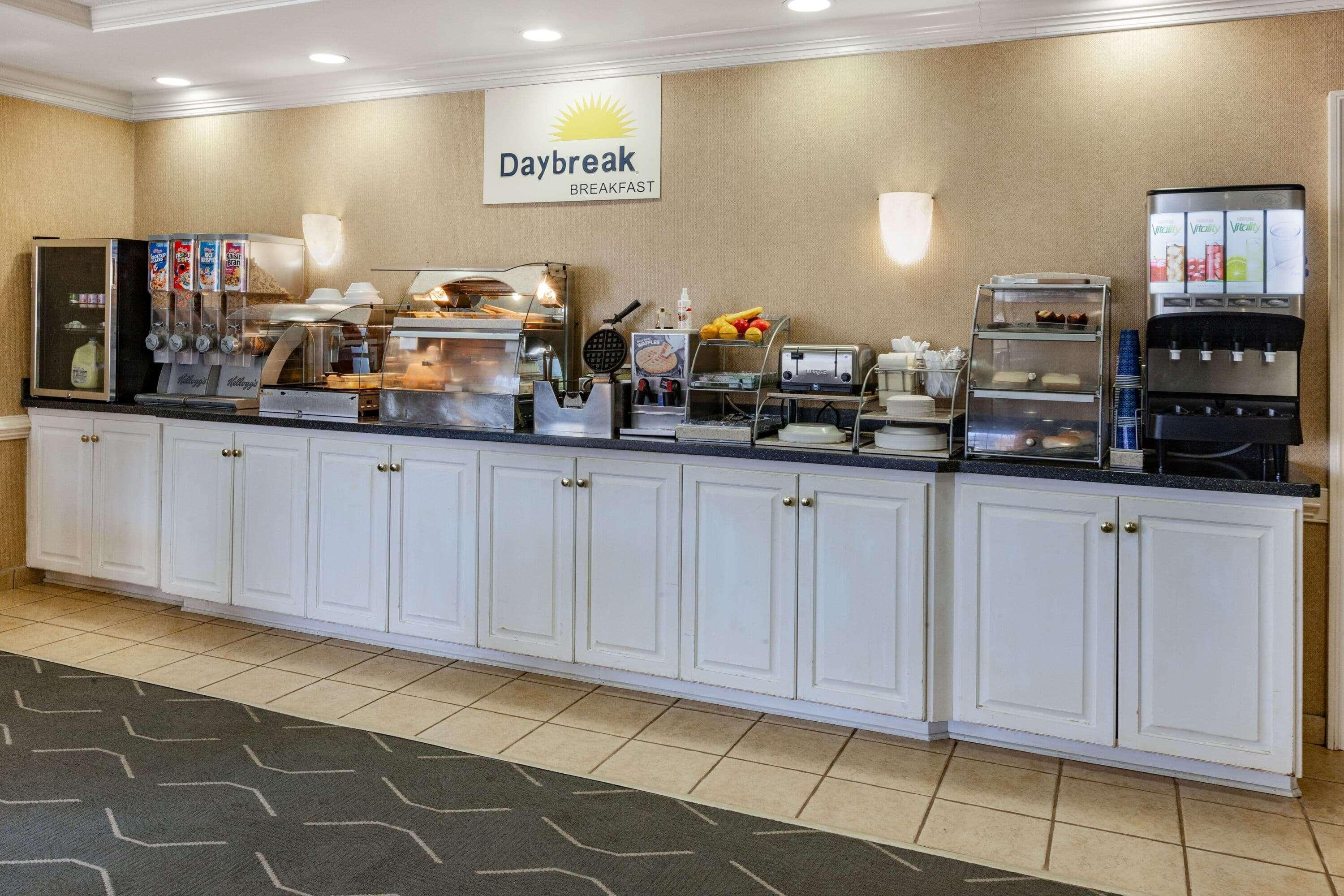 Days Inn By Wyndham Alta Vista Altavista Екстериор снимка