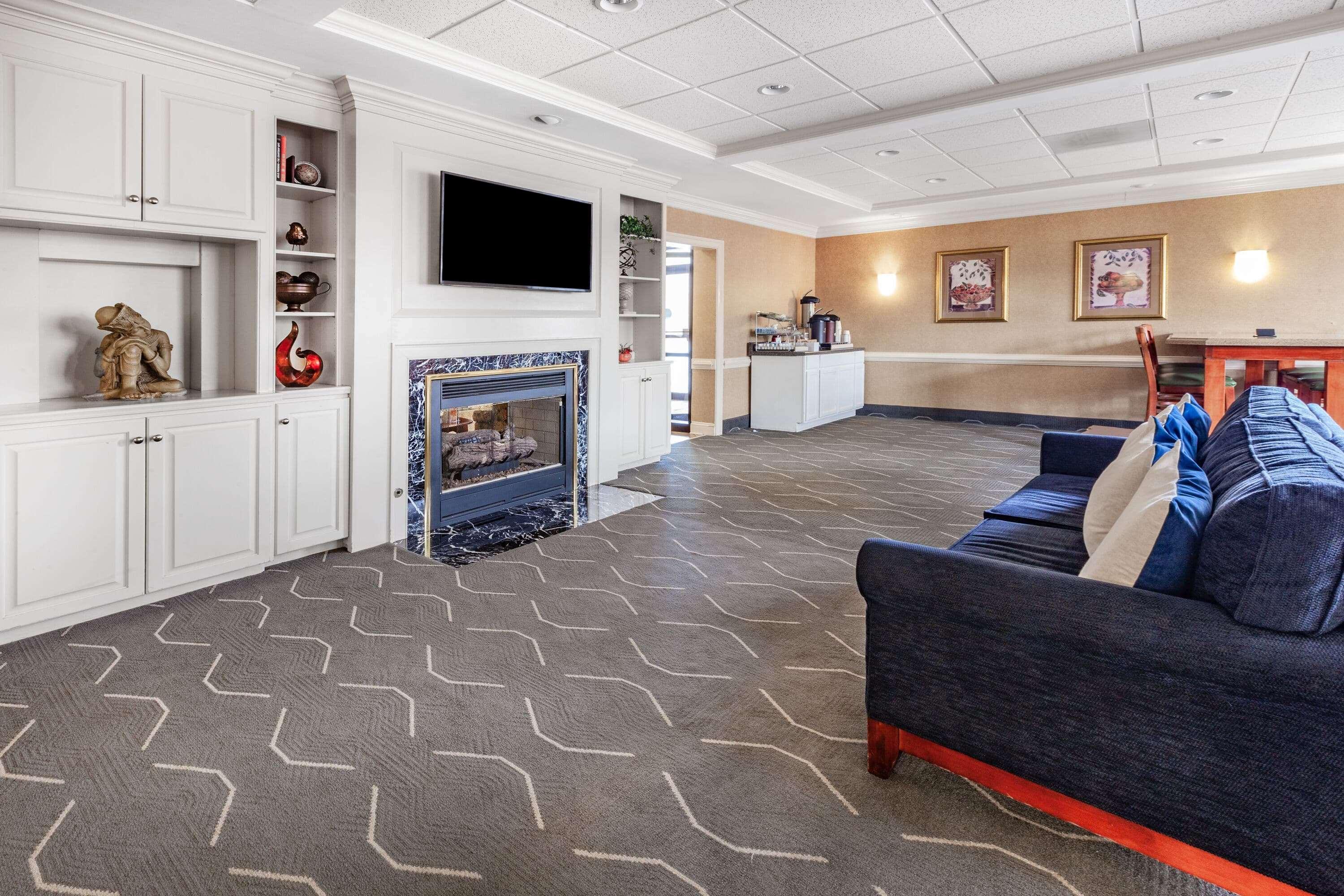 Days Inn By Wyndham Alta Vista Altavista Екстериор снимка